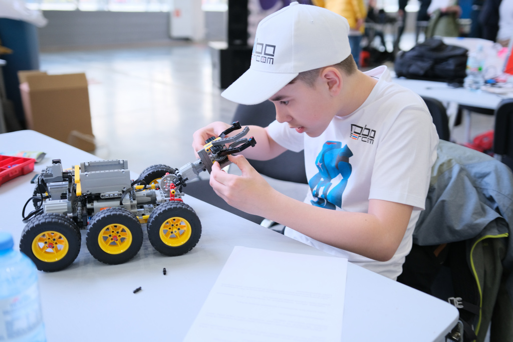 Робоэмерком. Робоэмерком 2023. Комплексная безопасность 2023 международный салон. Робоэмерком 2022. Робоэмерком.